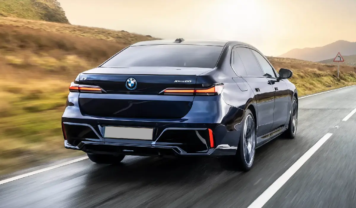 BMW - i7 M70 xDrive - Luxury Electric Sedan Car Rentals - Preowned Electric Sedan Car - Exclusive Concierge Club.webp